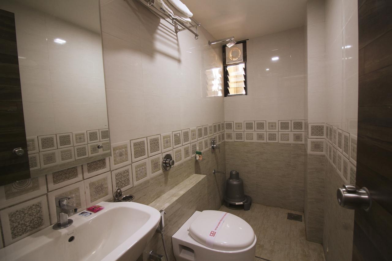 Hotel Vraj Inn Dwārka Extérieur photo